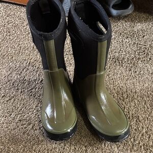 OAK Kids Rain Boots - Olive and Black